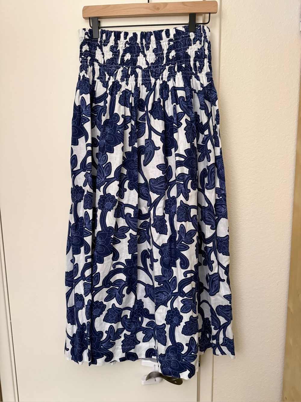 Boden Blue Floral Smocked Waist Linen Maxi Skirt 8 - Picture 1 of 3
